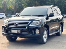 LEXUS LX570 AT HITAM 2012 READY TO USE 3