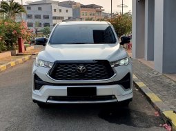 Toyota Kijang Innova Zenix Hybrid 2023 putih sunroof cash kredit proses bisa dibantu 3