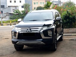 Mitsubishi Pajero Sport Dakar 4x2 AT 2022 hitam sunroof cash kredit proses bisa dibantu 2