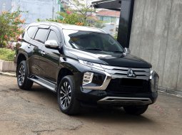 Mitsubishi Pajero Sport Dakar 4x2 AT 2022 hitam sunroof cash kredit proses bisa dibantu 3