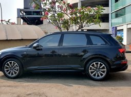 Audi Q7 3.0 TFSI Quattro 2022 hitam km 19 rban cash kredit proses bisa dibantu 6