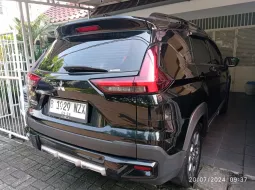 Mitsubishi Xpander Cross Premium AT 2022 Hitam 10