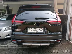 Mitsubishi Xpander Cross Premium AT 2022 Hitam 12