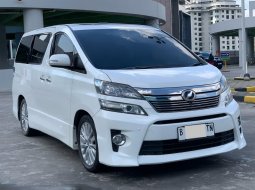 Toyota Vellfire ZG Premium Sound 2014 3