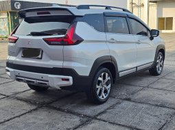 Mitsubishi Xpander Cross NewPremium Package CVT 2022 Putih 5