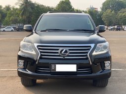 Lexus LX 570 2012 Hitam 6