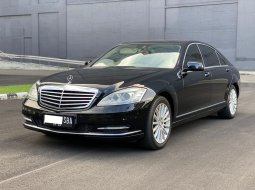 Mercedes-Benz S300  2011 8