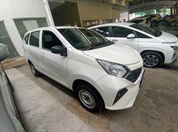 Daihatsu Sigra 1.0 D MT 2023 2