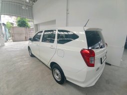 Daihatsu Sigra 1.0 D MT 2023 6