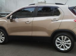 Chevrolet TRAX 1.4 Premier AT 2018 Coklat KM75rb tgn Pertama 3