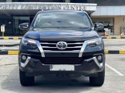 Toyota Fortuner VRZ 2018 Hitam