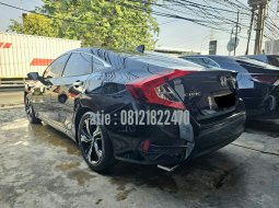 Honda Civic ES Turbo 1.5 AT ( Matic ) 2016 Hitam Km 41rban  bekasi 5