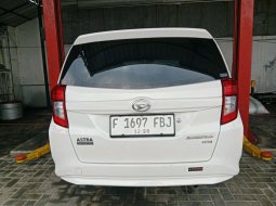 Daihatsu Sigra 1.0 D MT 2023 10