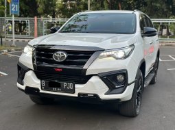 TOYOTA FORTUNER VRZ TRD AT PUTIH 2020 GOOD CONDITION SIAP PAKAI 3