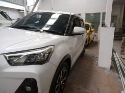 Daihatsu Rocky R 1.0 MT 2021 3