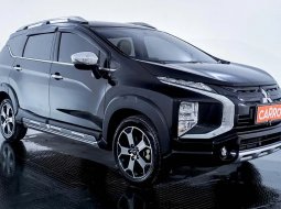 Mitsubishi Xpander Cross MT 2022 Hitam 2