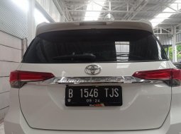 Toyota Fortuner 2.4 G AT 2019 4