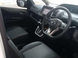 Nissan Serena Highway Star 2.0 AT 2019 9