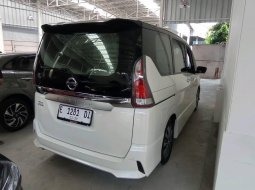 Nissan Serena Highway Star 2.0 AT 2019 5