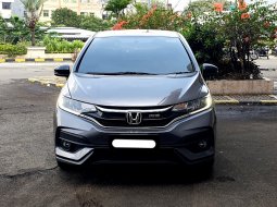 Honda Jazz RS CVT 2019 abu matic km 14 rban cash kredit proses bisa dibantu