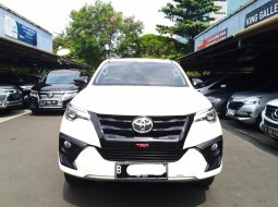 JUAL CEPAT‼️ FORTUNER VRZ TRD AT PUTIH 2019 1