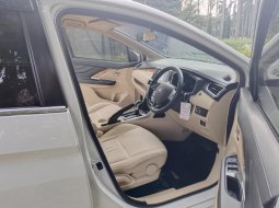 Mitsubishi Xpander Ultimate A/T 2018 Putih istimewa 9