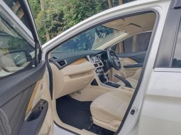 Mitsubishi Xpander Ultimate A/T 2018 Putih istimewa 10