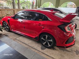 Honda Civic Turbo Hatchback 2018 5