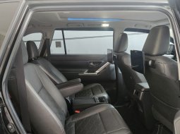 Innova Zenix Q Hybrid 2023 7