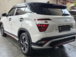 Hyundai Creta Prime A/T ( Matic ) 2022 Putih Km 27rban Mulus Siap Pakai Good Condition 4