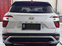 Hyundai Creta Prime A/T ( Matic ) 2022 Putih Km 27rban Mulus Siap Pakai Good Condition 5