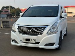 HYUNDAI H-1 ROYALE BENSIN AT PUTIH 2018 MPV TERNYAMAN DIJUAL CEPAT 3