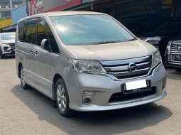 Nissan Serena Highway Star 2013 5