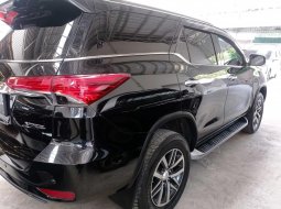 Toyota Fortuner VRZ 2.4 AT 2020 5