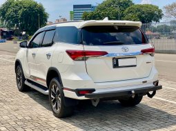 Toyota Fortuner VRZ TRD AT 2019 9