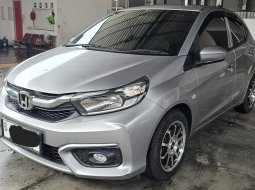 Honda Brio E A/T ( Matic ) 2019 Silver Km 51rban Mulus Siap Pakai Good Condition 3