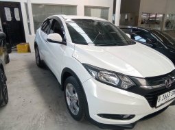 Honda HR-V E 1.5 AT 2018 3