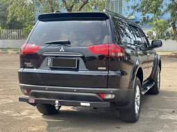 Mitsubishi Pajero Sport Exceed 2015 Hitam 6