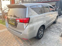 Toyota Innova V Diesel Matic Tahun 2022 Kondisi Mulus Terawat Istimewa Seperti Baru 10