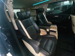 Toyota Alphard 2.5 G A/T 2017 10