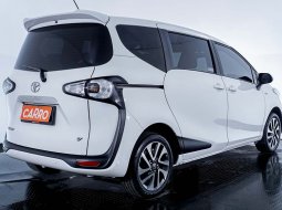 Toyota Sienta V CVT 2020 8