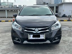 SUZUKI SX4 SCROSS AT GREY 2017 HATCHBACK SIAP PAKAI 2