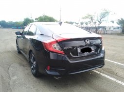 JUAL‼️CIVIC SEDAN TURBO AT HITAM 2017 5