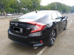 JUAL‼️CIVIC SEDAN TURBO AT HITAM 2017 6