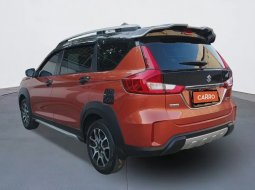 Suzuki XL7 Alpha AT 2021 Orange 3