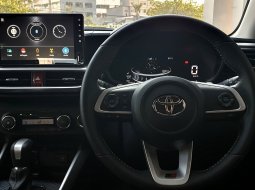 Toyota Raize 1.0T GR Sport CVT (One Tone) 2023 hitam matic km 9 ribuan cash kredit proses bisa 6