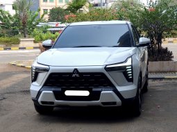 Mitsubishi XForce Ultimate CVT 2023 putih km 2 ribuan cash kredit proses bisa dibantu