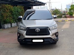 Toyota Venturer 2.0 A/T BSN 2017 coklat matic cash kredit proses bisa dibantu