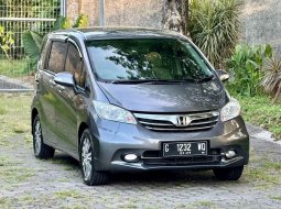 Honda Freed PSD 2012 mulus standar