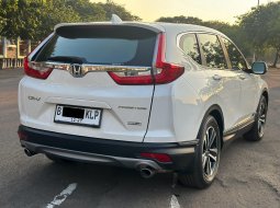 CRV TURBO PRESTIGE AT PUTIH 2020 LIKE NEW LOW KM UNIT SIAP PAKAI 4